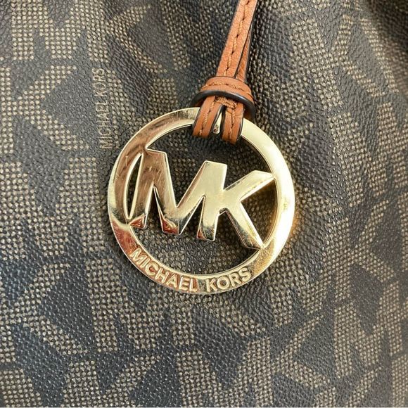 Michael Kors Signature Bedford Ravel Drawstring Bucket Bag - Picture 3 of 11